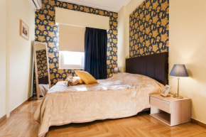 Private Central View rooms in apartment near to Acropolis Metro Station